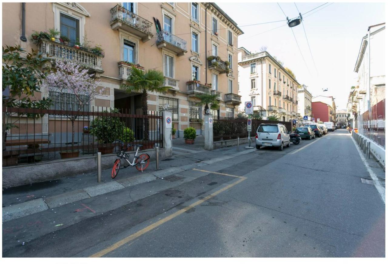 Splendido Bilocale In Via Orti - A Pochi Metri Dal Policlinico Apartment Milan Bagian luar foto